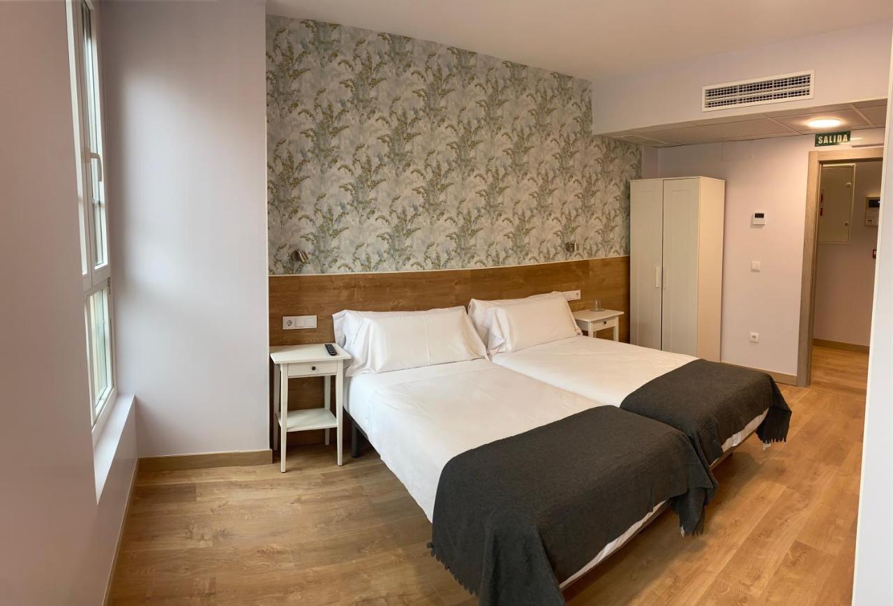 Aloha Hostel Pamplona Ngoại thất bức ảnh