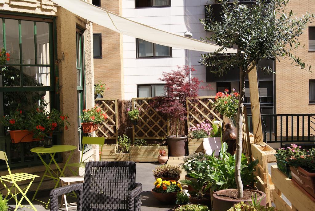 Aloha Hostel Pamplona Ngoại thất bức ảnh