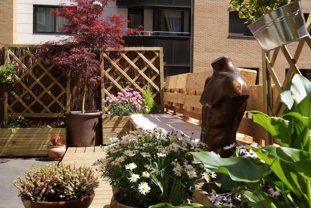 Aloha Hostel Pamplona Ngoại thất bức ảnh